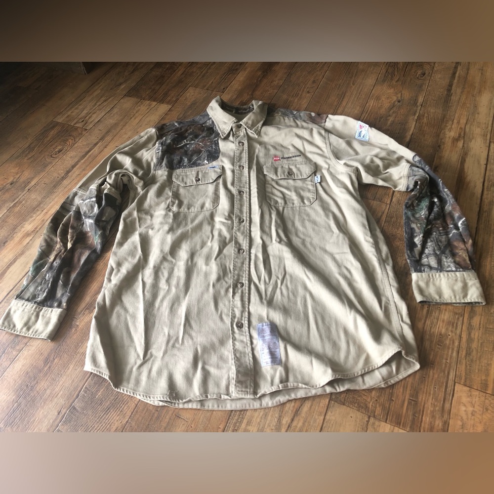 Tyndal Mens FR Shirt Size Xl Tan Camo Long Sleeve Button Up Amtex Fire Resistant